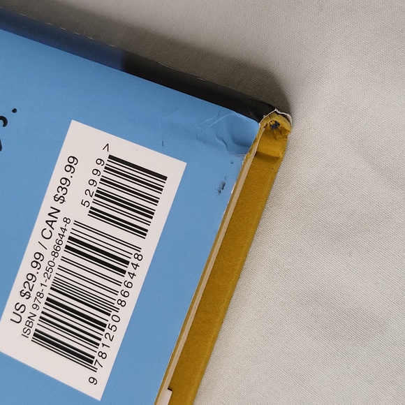 Matthew Perry Friends, Lovera and the Big Terrible Thing memoir book - Picture 3 of 5